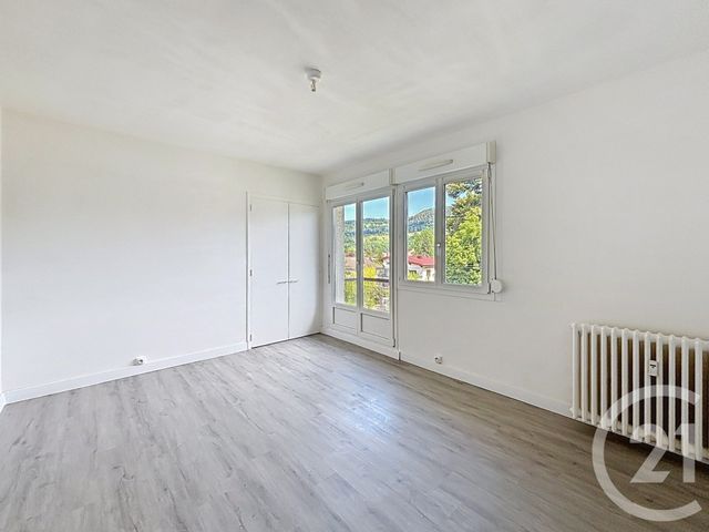 Appartement F4 &agrave; louer - 4 pi&egrave;ces - 66,34 m2 - Le Thillot - 88 - LORRAINE
