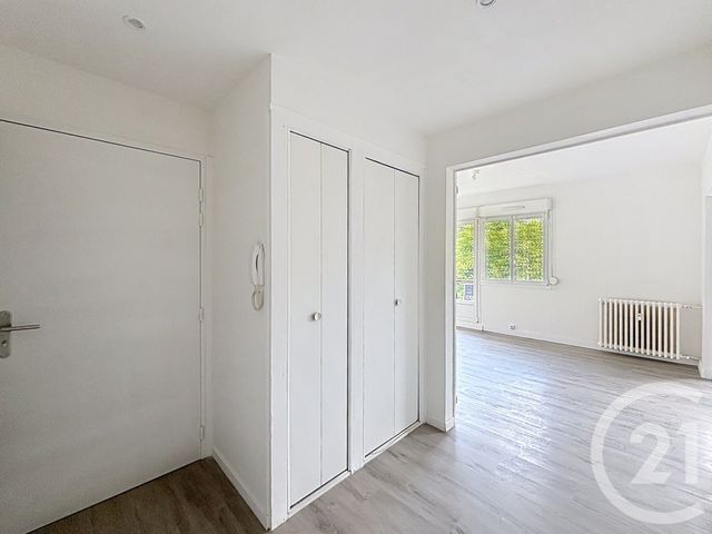 Appartement F4 &agrave; louer - 4 pi&egrave;ces - 66,34 m2 - Le Thillot - 88 - LORRAINE