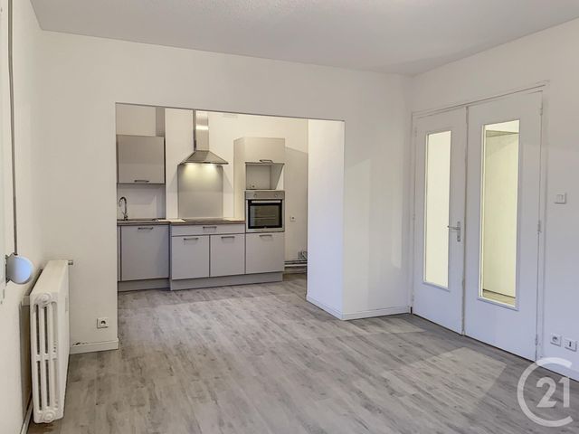 Appartement F4 &agrave; louer - 4 pi&egrave;ces - 66,34 m2 - Le Thillot - 88 - LORRAINE