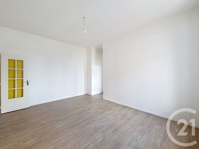Appartement F2 &agrave; louer - 2 pi&egrave;ces - 46,86 m2 - Remiremont - 88 - LORRAINE