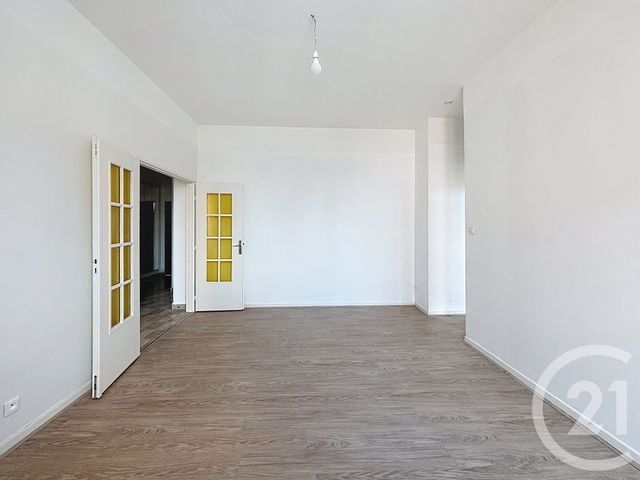 Appartement F2 &agrave; louer - 2 pi&egrave;ces - 46,86 m2 - Remiremont - 88 - LORRAINE