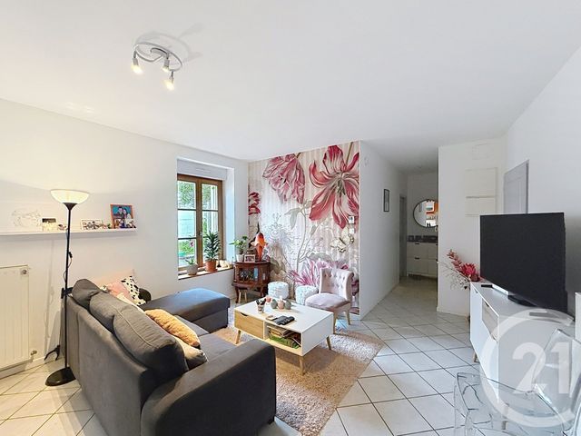 Appartement F4 &agrave; vendre - 4 pi&egrave;ces - 87,90 m2 - Remiremont - 88 - LORRAINE