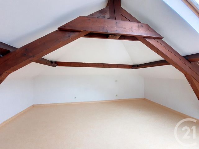 Appartement F3 &agrave; louer - 3 pi&egrave;ces - 65,69 m2 - Remiremont - 88 - LORRAINE