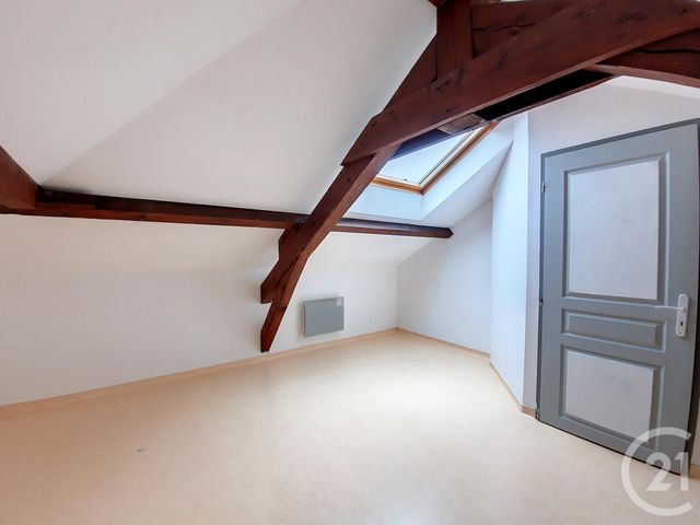 Appartement F3 &agrave; louer - 3 pi&egrave;ces - 65,69 m2 - Remiremont - 88 - LORRAINE