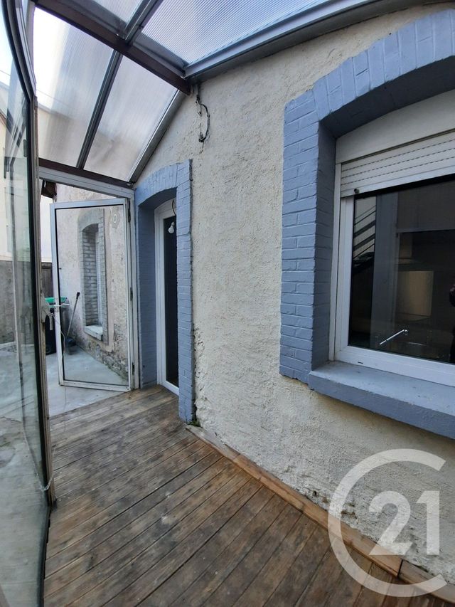 Appartement F3 &agrave; louer - 3 pi&egrave;ces - 72,64 m2 - Remiremont - 88 - LORRAINE