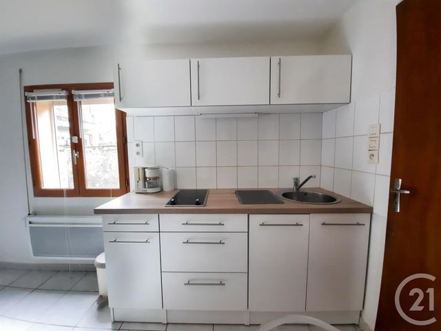 Appartement F2 &agrave; louer - 2 pi&egrave;ces - 27,33 m2 - Remiremont - 88 - LORRAINE