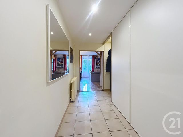 Appartement F3 &agrave; louer - 3 pi&egrave;ces - 87,26 m2 - Plombieres Les Bains - 88 - LORRAINE