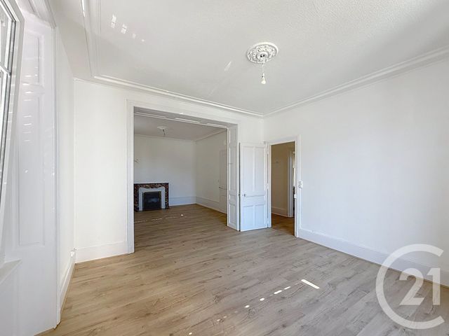 Appartement F3 &agrave; louer - 3 pi&egrave;ces - 91,52 m2 - Remiremont - 88 - LORRAINE