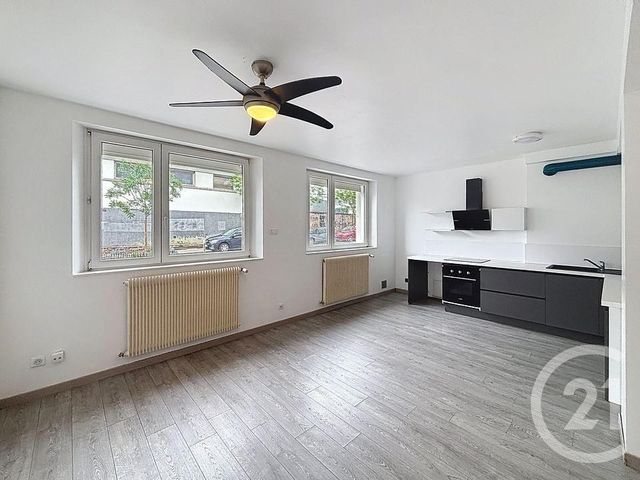 Appartement F3 &agrave; louer - 3 pi&egrave;ces - 60,81 m2 - Epinal - 88 - LORRAINE