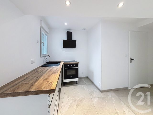Appartement F2 &agrave; louer - 2 pi&egrave;ces - 40,45 m2 - Remiremont - 88 - LORRAINE