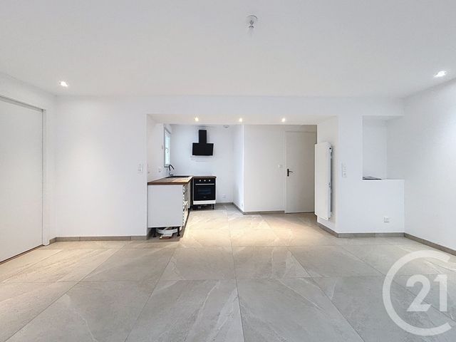 Appartement F2 &agrave; louer - 2 pi&egrave;ces - 40,45 m2 - Remiremont - 88 - LORRAINE