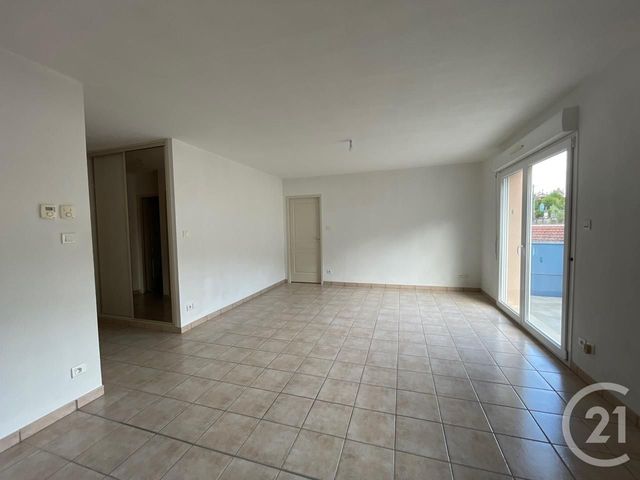 Appartement F3 &agrave; louer - 3 pi&egrave;ces - 65,02 m2 - Remiremont - 88 - LORRAINE