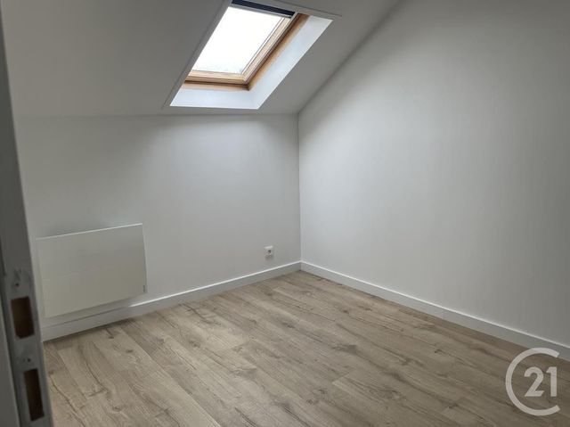 Appartement Studio &agrave; louer - 2 pi&egrave;ces - 22,05 m2 - Remiremont - 88 - LORRAINE