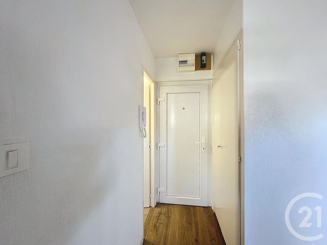 Appartement Studio &agrave; louer - 1 pi&egrave;ce - 25,67 m2 - Remiremont - 88 - LORRAINE