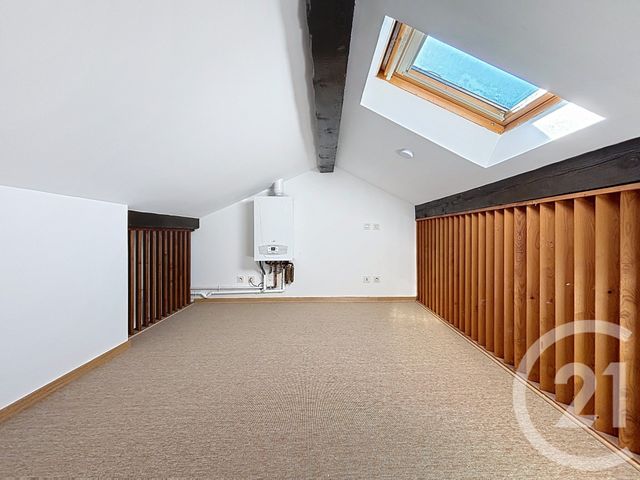 Appartement F3 &agrave; louer - 2 pi&egrave;ces - 59,94 m2 - Remiremont - 88 - LORRAINE