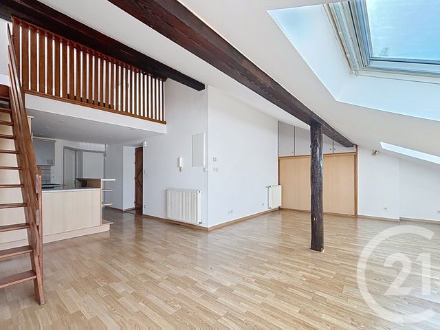 Appartement F3 &agrave; louer - 2 pi&egrave;ces - 59,94 m2 - Remiremont - 88 - LORRAINE