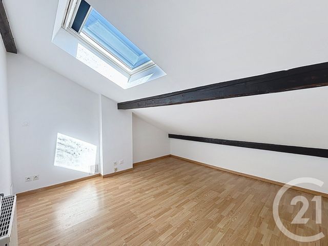 Appartement F3 &agrave; louer - 2 pi&egrave;ces - 59,94 m2 - Remiremont - 88 - LORRAINE