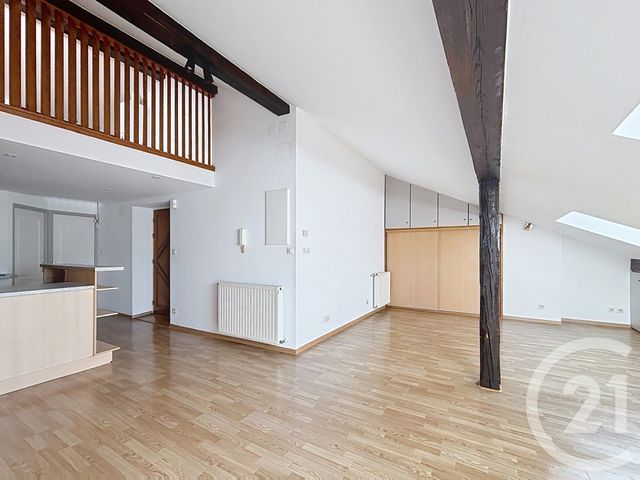Appartement F3 &agrave; louer - 2 pi&egrave;ces - 59,94 m2 - Remiremont - 88 - LORRAINE