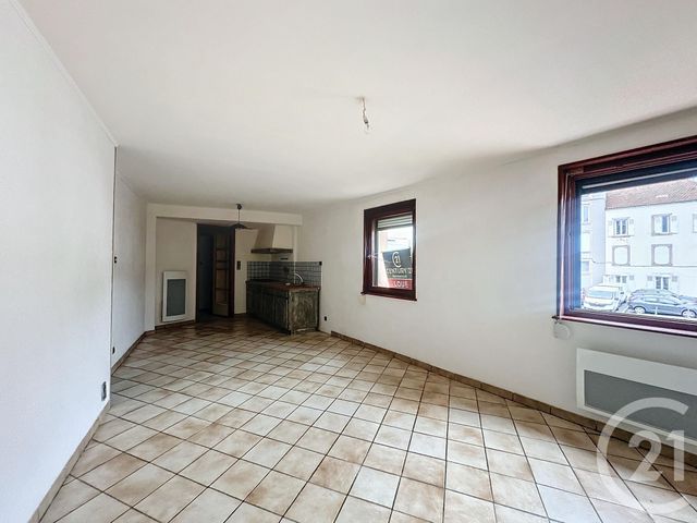Appartement F2 &agrave; louer - 2 pi&egrave;ces - 45,88 m2 - Remiremont - 88 - LORRAINE