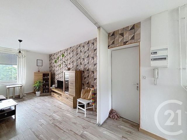 Appartement F3 &agrave; louer - 3 pi&egrave;ces - 52,09 m2 - Epinal - 88 - LORRAINE