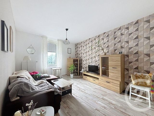 Appartement F3 &agrave; louer - 3 pi&egrave;ces - 52,09 m2 - Epinal - 88 - LORRAINE