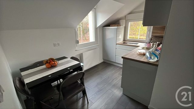 Appartement F1 &agrave; louer - 1 pi&egrave;ce - 24,40 m2 - Remiremont - 88 - LORRAINE