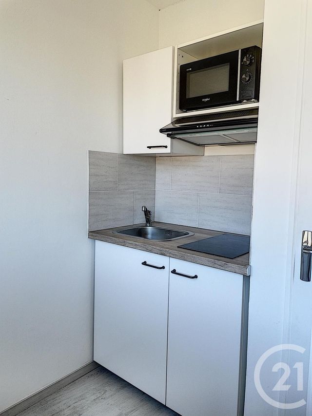 Appartement F1 &agrave; louer - 1 pi&egrave;ce - 22 m2 - Remiremont - 88 - LORRAINE