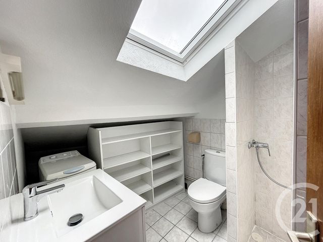 Appartement F2 &agrave; louer - 2 pi&egrave;ces - 29,63 m2 - Remiremont - 88 - LORRAINE