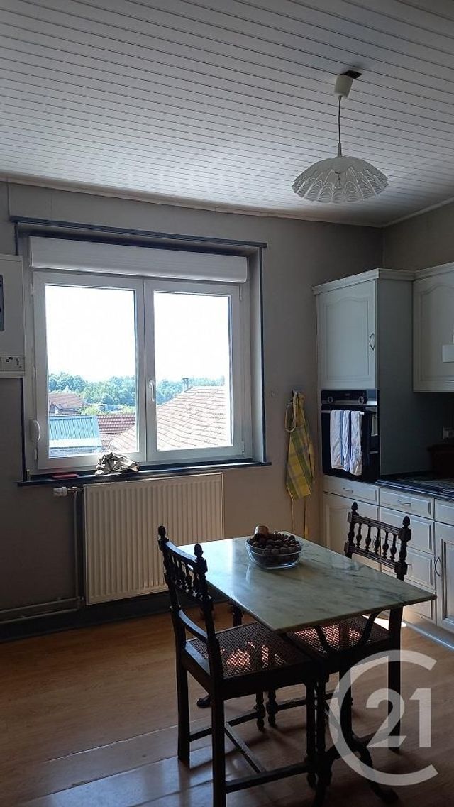 Appartement à vendre - 4 pièces - 92,78 m2 - Cornimont - 88 - LORRAINE
